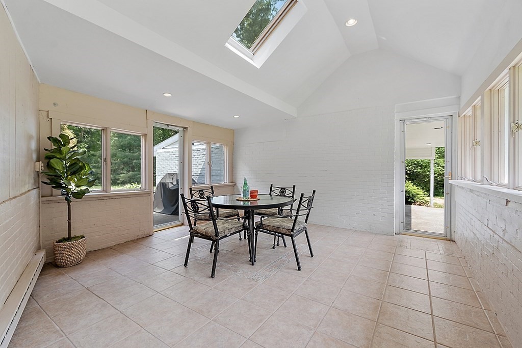 11 Robin Hill Road Chelmsford, MA 01824 - Photo 32 of 42 Gallery Image 32