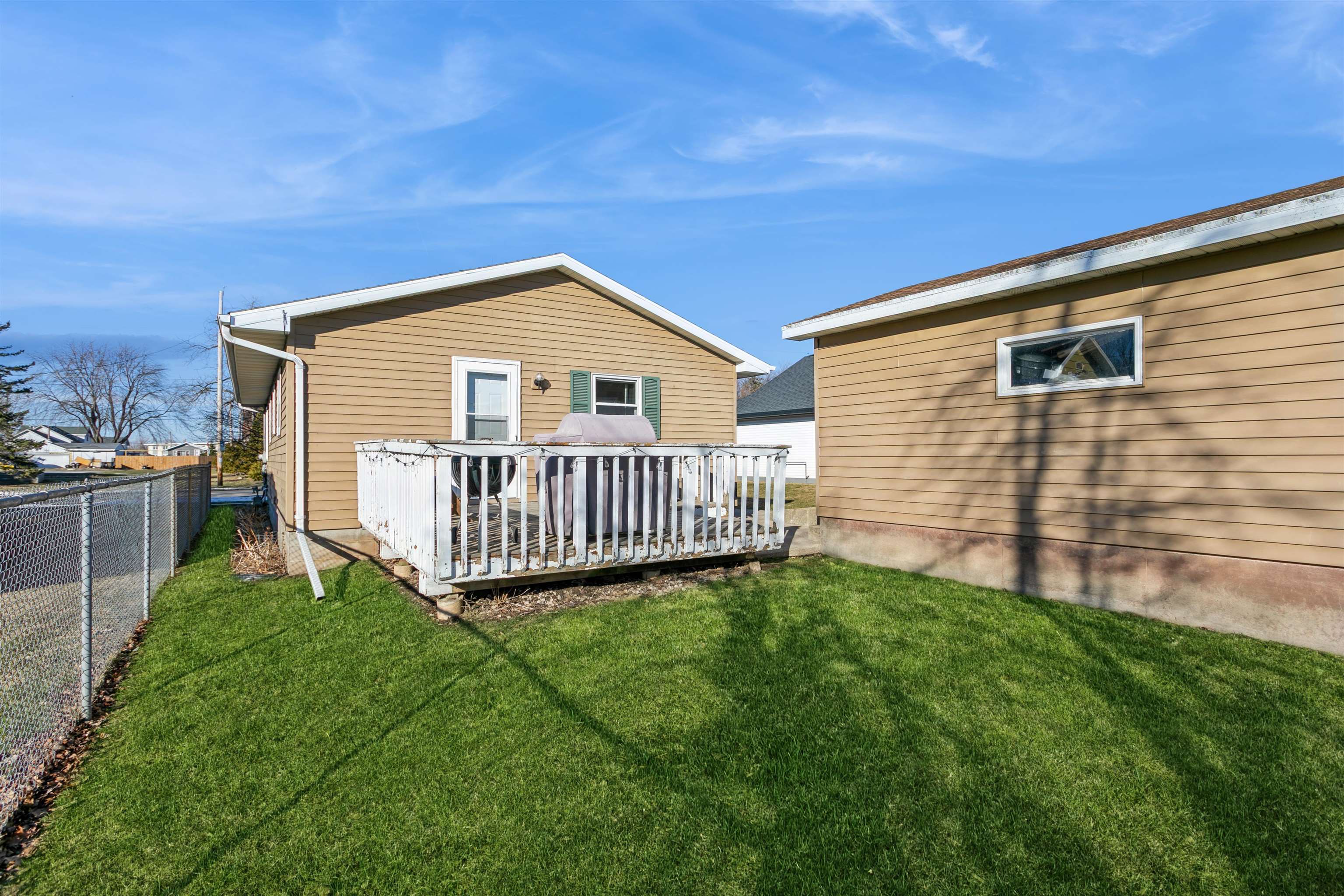 1309 Graham Avenue Oshkosh, WI 54902 - Photo 14 of 22