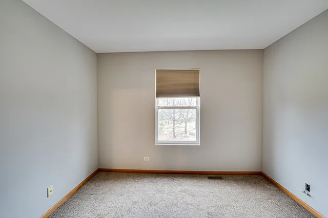 $2,300 | 4013 Boulder Court, Aurora, IL 60504