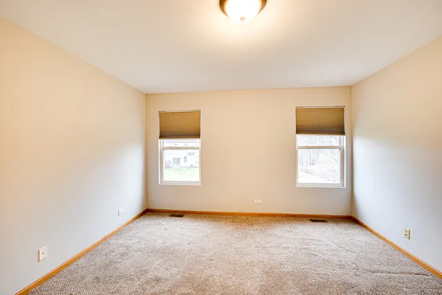 $2,300 | 4013 Boulder Court, Aurora, IL 60504