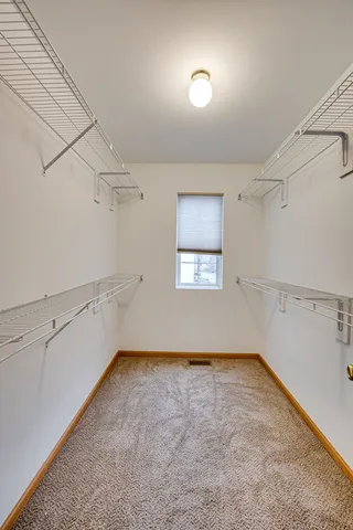 $2,300 | 4013 Boulder Court, Aurora, IL 60504