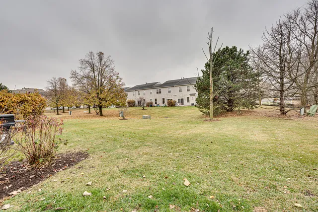 $2,300 | 4013 Boulder Court, Aurora, IL 60504