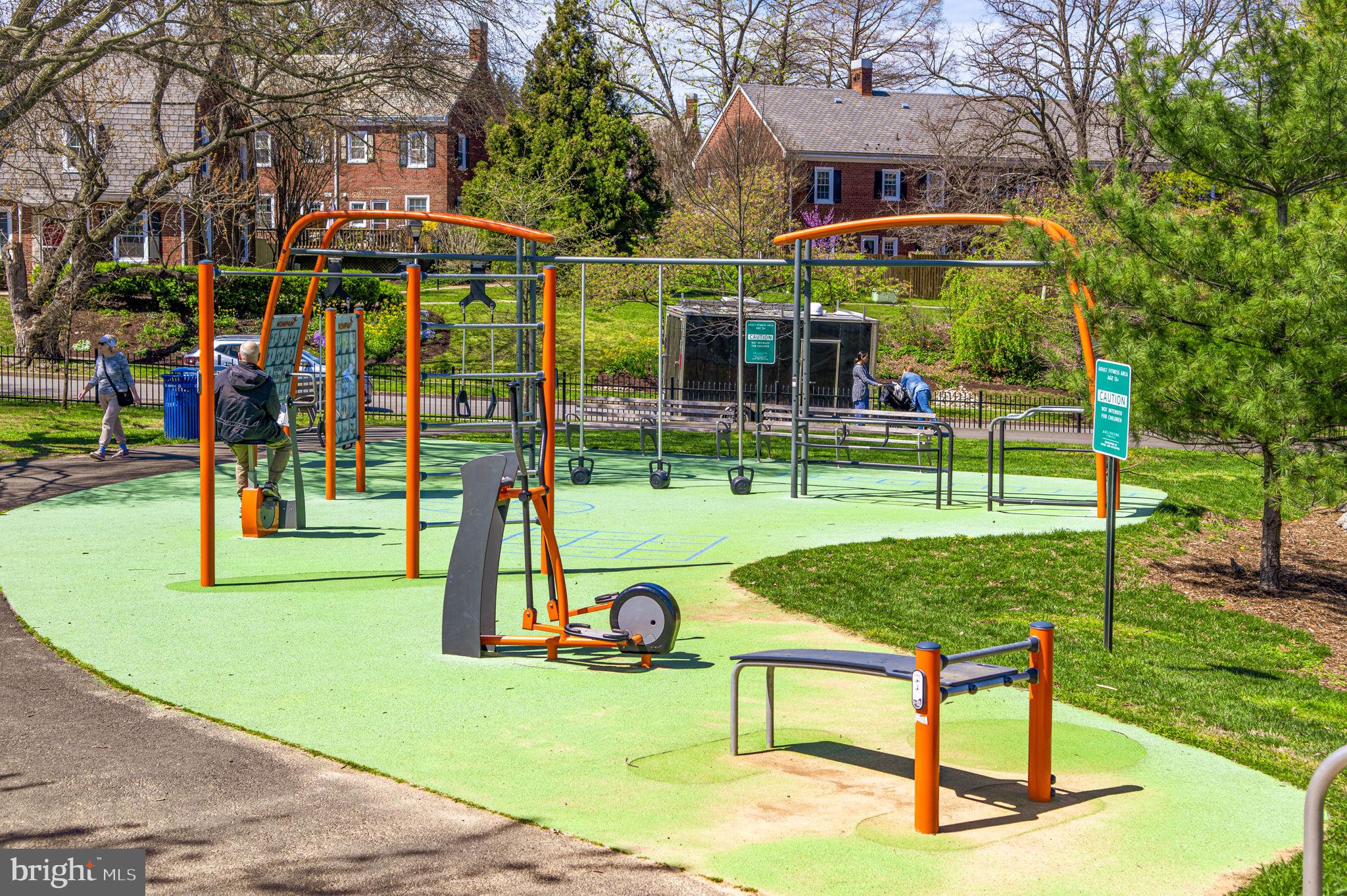 4237 32nd Road South Arlington, VA 22206 - Photo 44 of 49