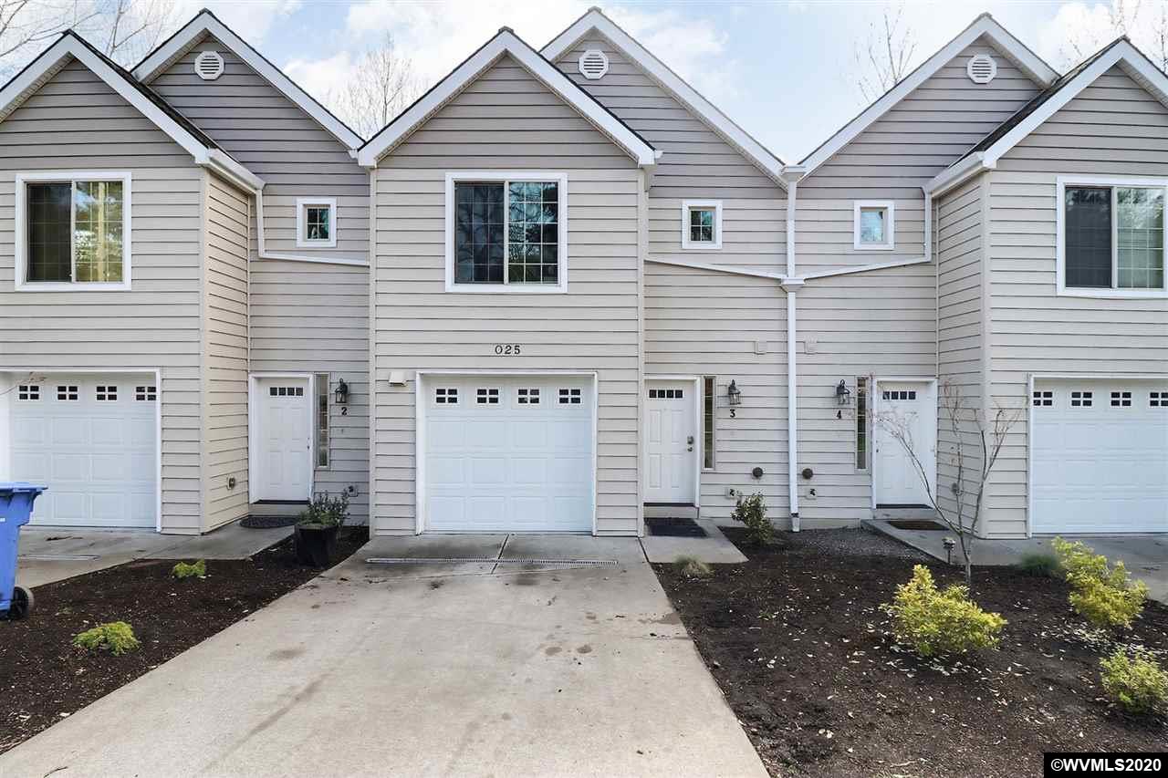 4220 South Slavin ( Road Portland, OR 97239 - Photo 3 of 25