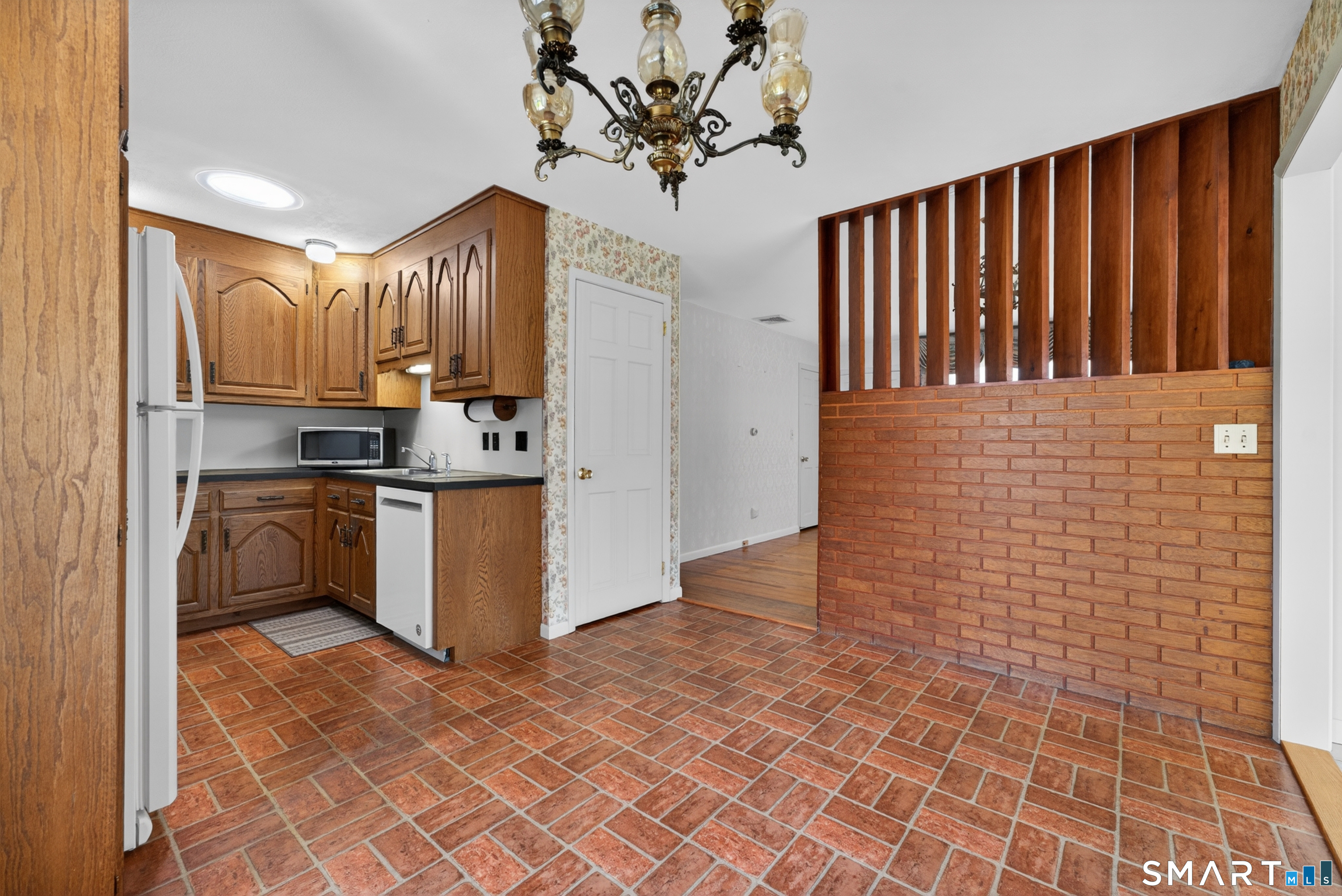 122 Indigo Street Groton, CT 06355 - Photo 14 of 42