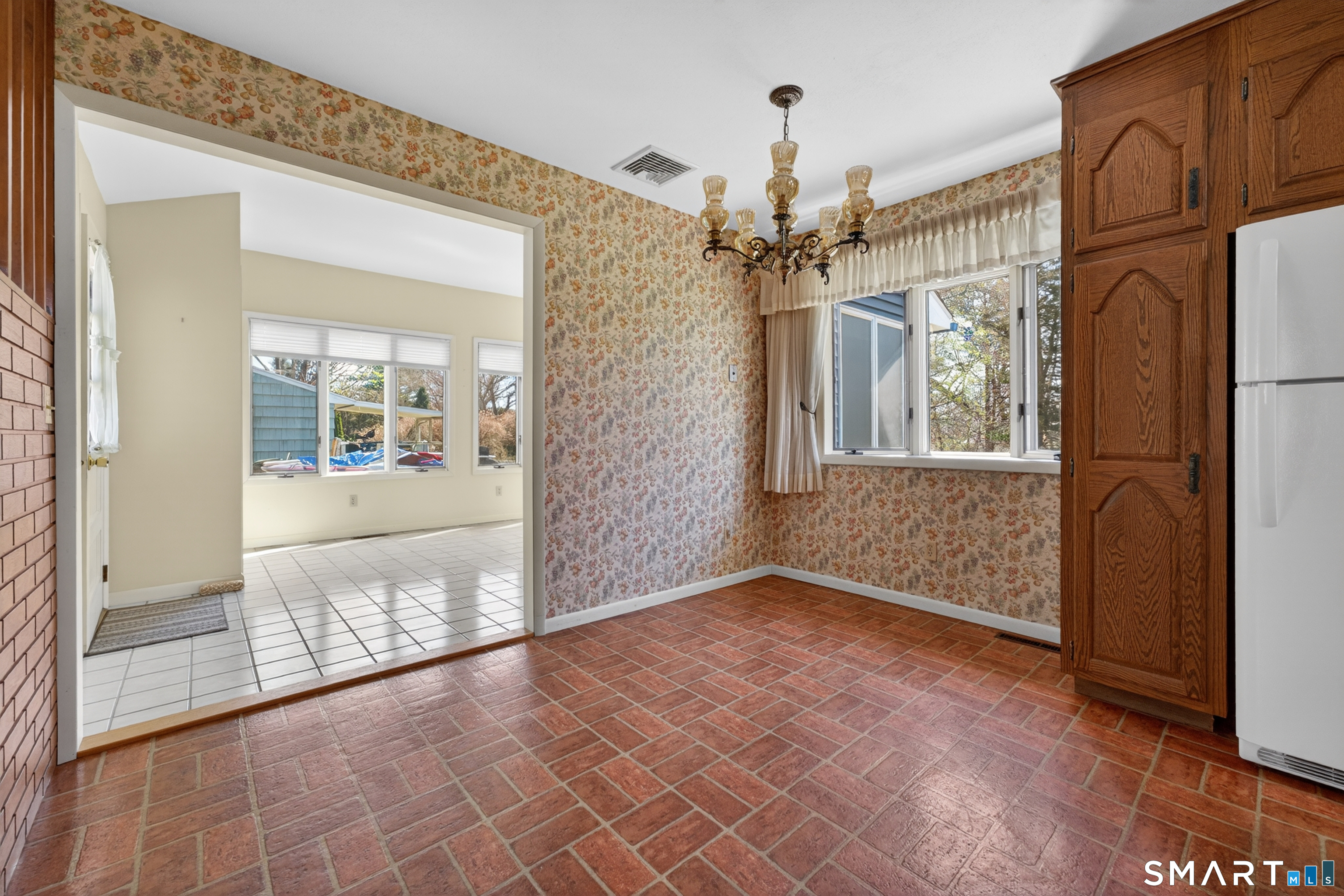 122 Indigo Street Groton, CT 06355 - Photo 15 of 42