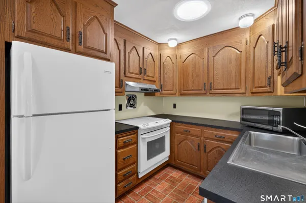 $425,000 | 122 Indigo Street, Groton, CT 06355