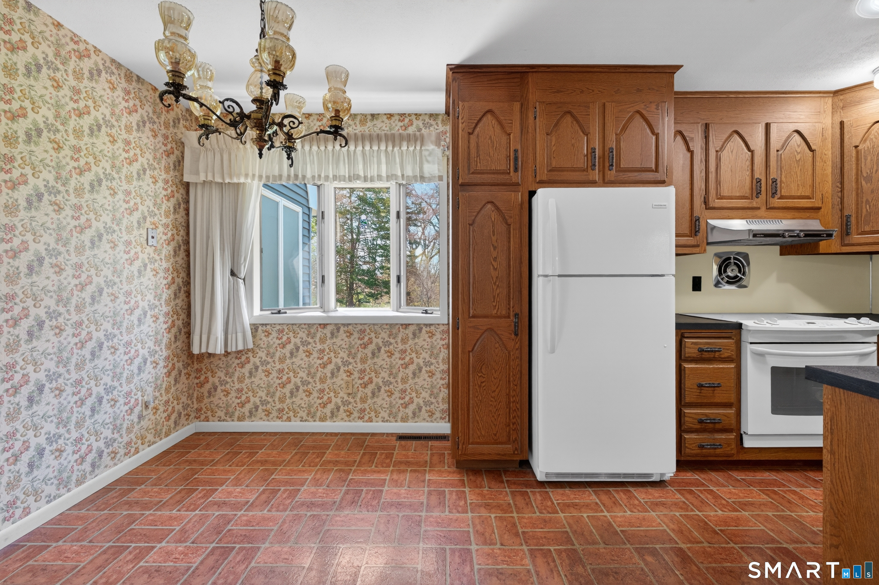 122 Indigo Street Groton, CT 06355 - Photo 19 of 42