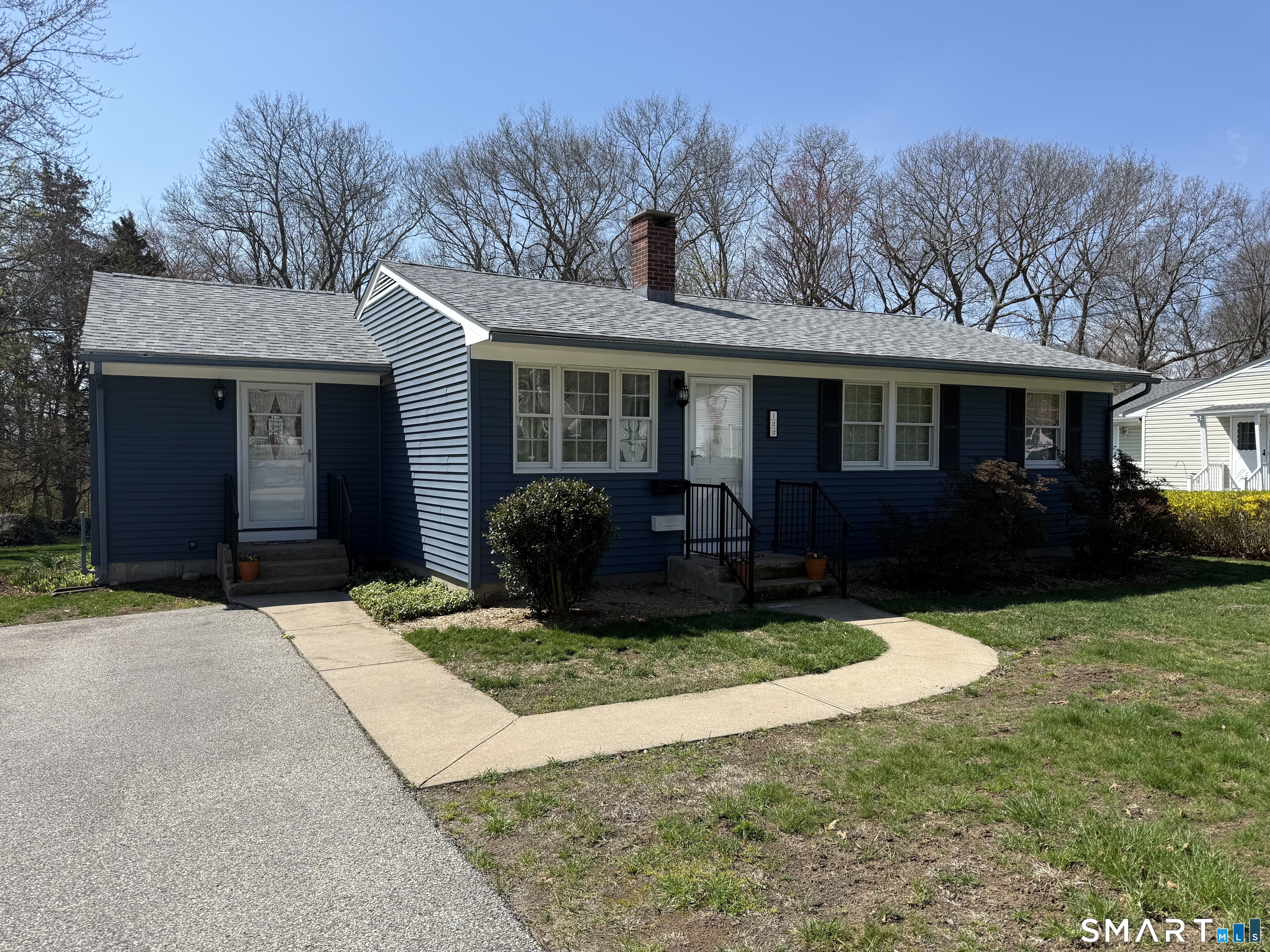 122 Indigo Street Groton, CT 06355 - Photo 3 of 42