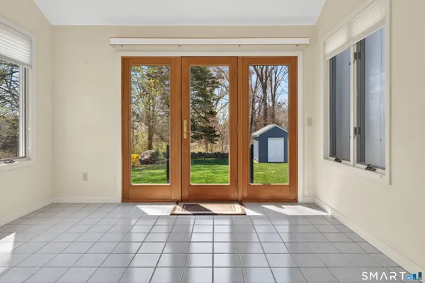 $425,000 | 122 Indigo Street, Groton, CT 06355