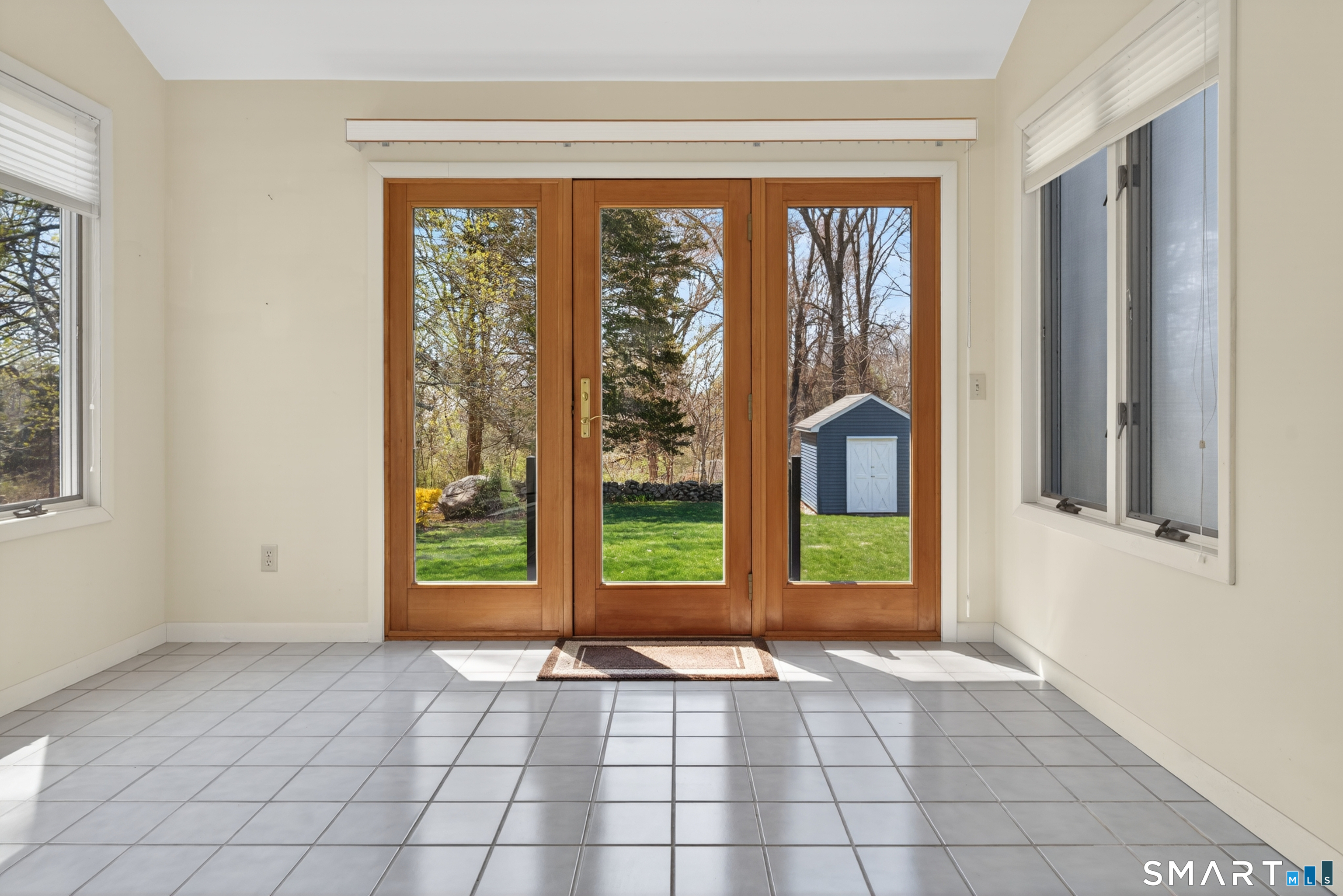 122 Indigo Street Groton, CT 06355 - Photo 31 of 42