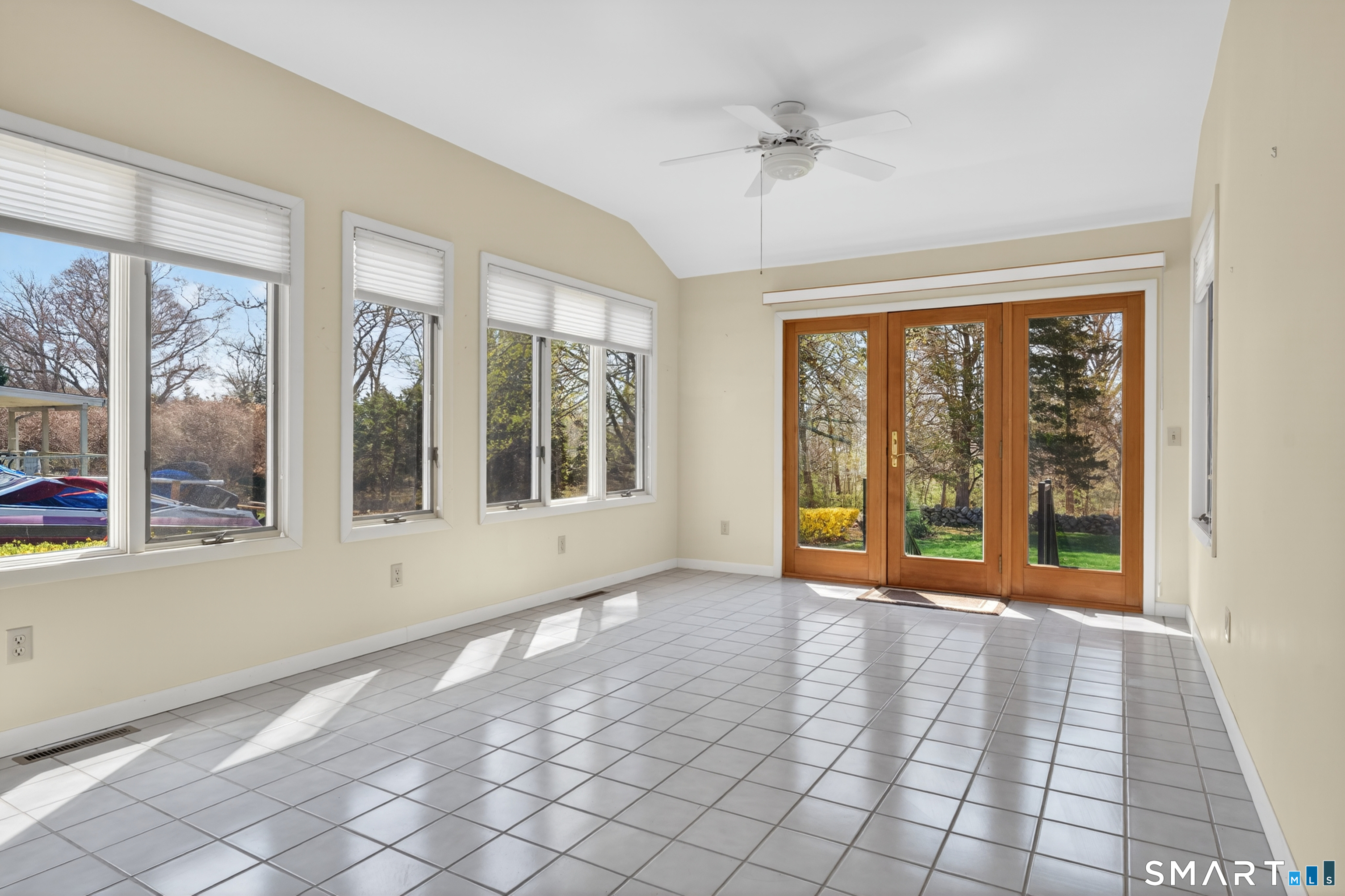 122 Indigo Street Groton, CT 06355 - Photo 32 of 42