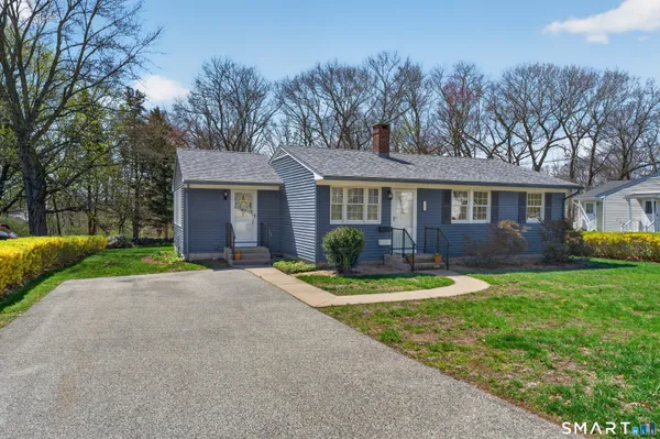 $425,000 | 122 Indigo Street, Groton, CT 06355