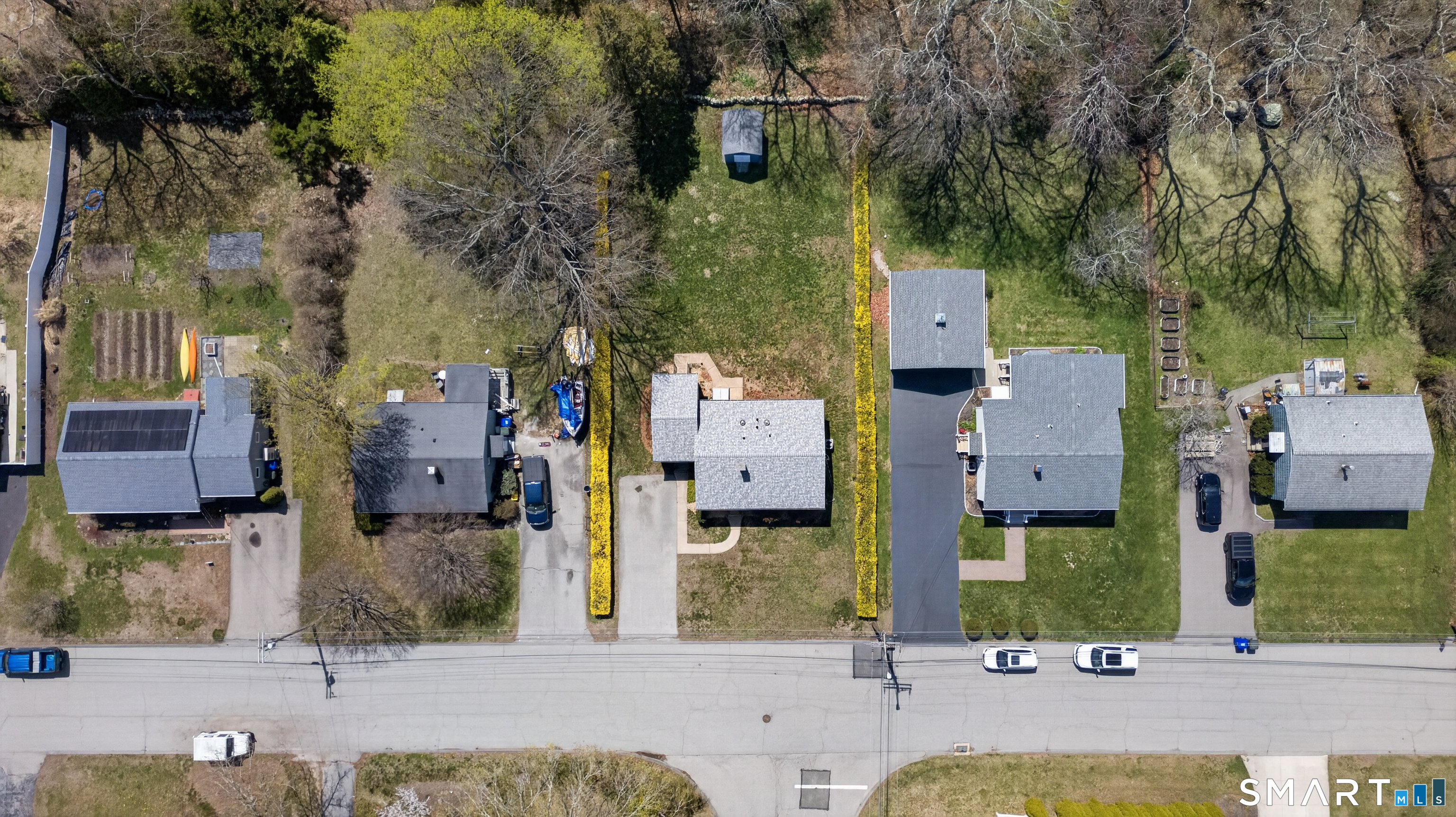 122 Indigo Street Groton, CT 06355 - Photo 8 of 42