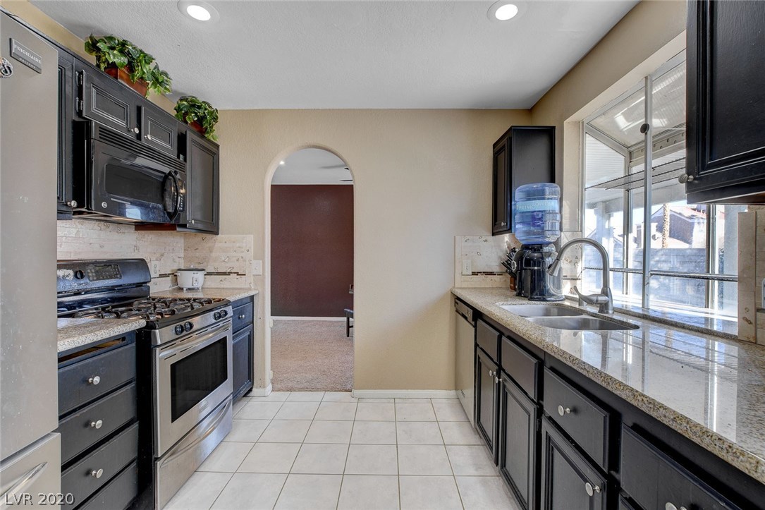 2632 Shakespeare Road Las Vegas, NV 89108 - Photo 17 of 50 Gallery Image 17