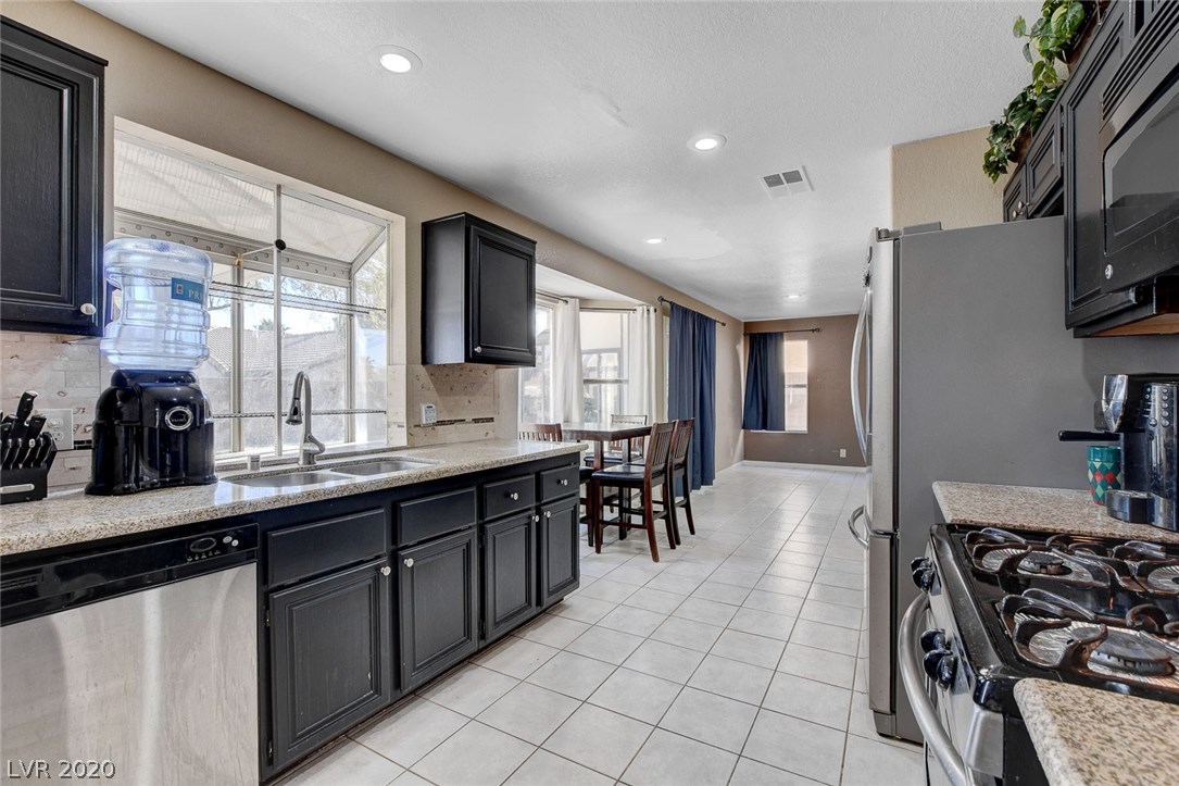 2632 Shakespeare Road Las Vegas, NV 89108 - Photo 18 of 50 Gallery Image 18