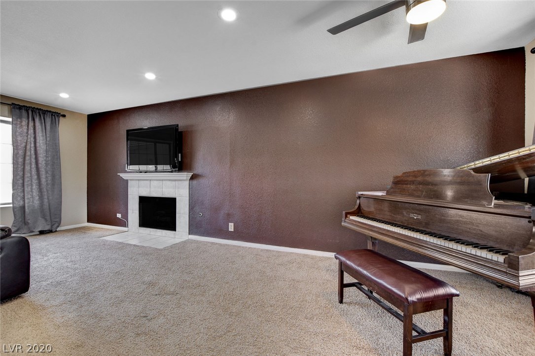 2632 Shakespeare Road Las Vegas, NV 89108 - Photo 9 of 50 Gallery Image 9