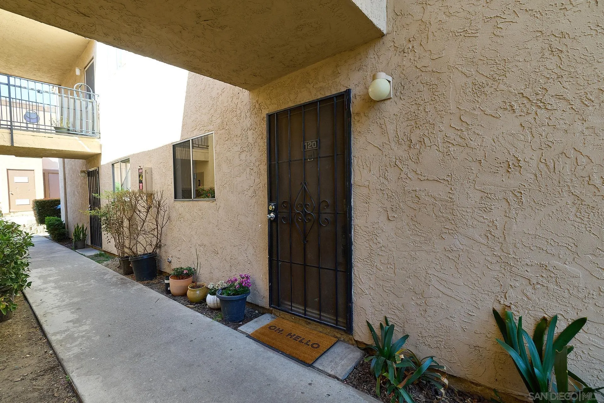1051 Rock Springs Road, Unit 120 Escondido, CA 92026 - Photo 19 of 23