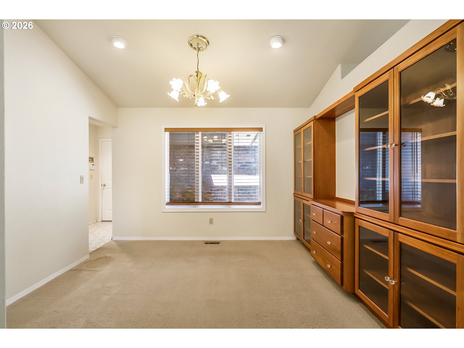 64507 McGrath Road Bend, OR 97701 - Photo 11 of 46 Dining Room