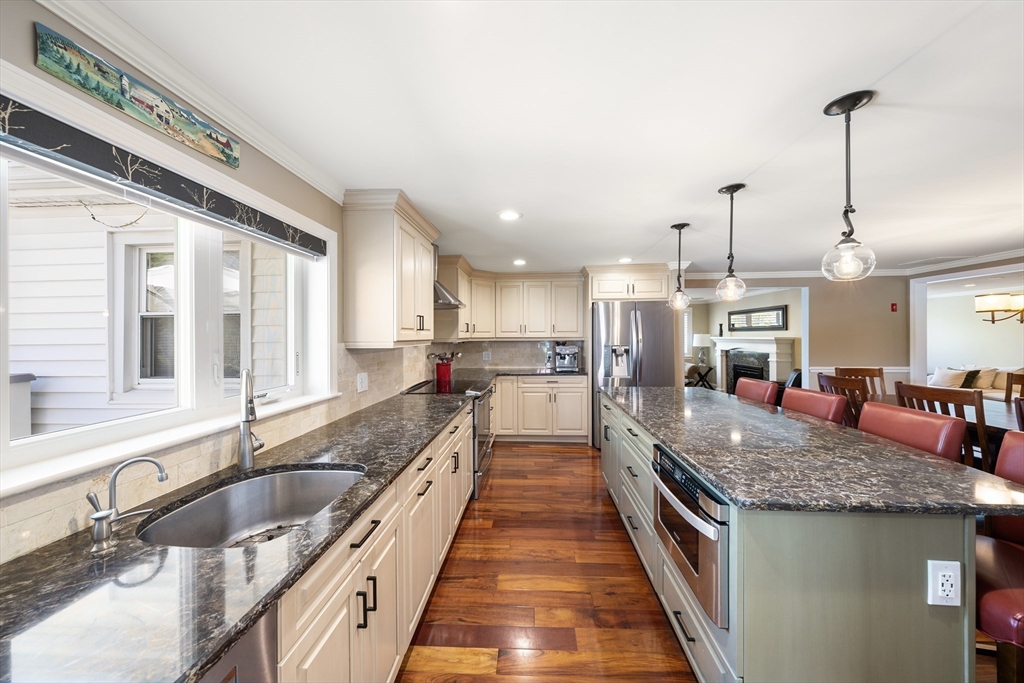 10 Appleton Road Natick, MA 01760 - Photo 10 of 38 Gallery Image 10