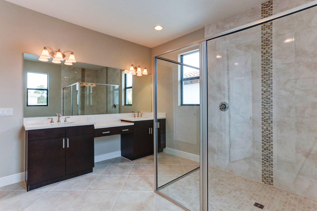 5013 Grandiflora Road Palm Beach Gardens, FL 33418 - Photo 14 of 30 Lot 15 5013 Grandiflora Master Bath2