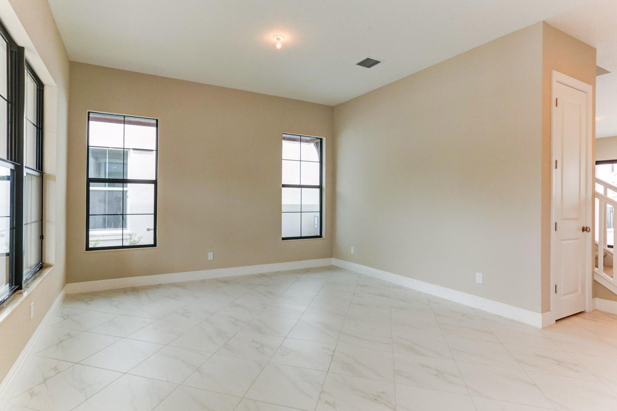 5013 Grandiflora Road Palm Beach Gardens, FL 33418 - Photo 4 of 30 Lot 15 5013 Grandiflora Dining Room