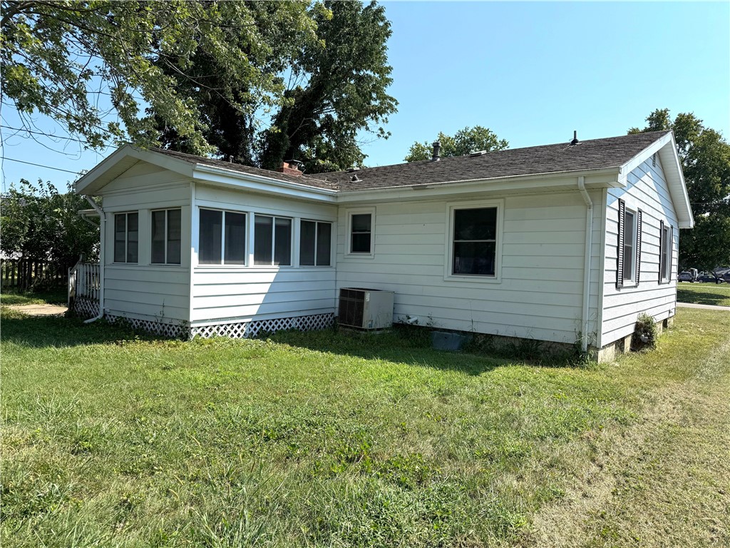 1005 South 3rd Street Effingham, IL 62401 - Photo 22 of 24
