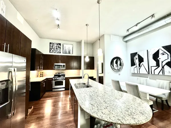 $1,825 | 2525 McCue Road, Unit 249, Houston, TX 77056