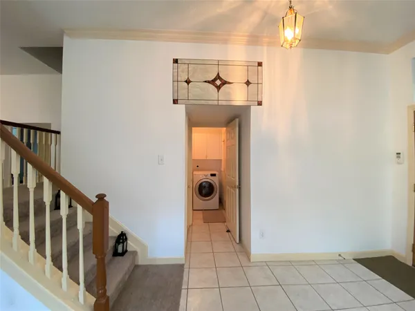 $2,400 | 6918 Springcrest Court, Sugar Land, TX 77479