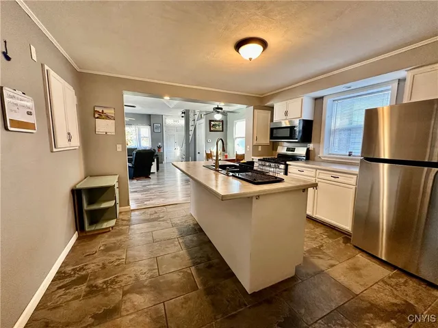 $219,900 | 286 West 7th Street, Oswego, NY 13126