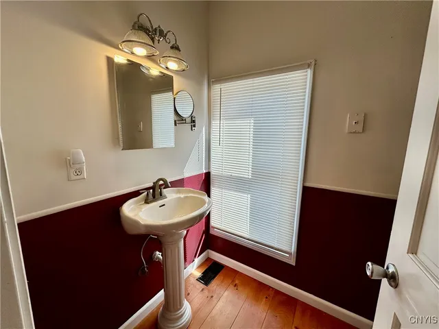 $219,900 | 286 West 7th Street, Oswego, NY 13126