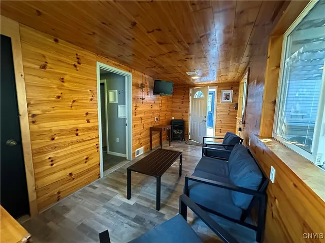 $219,900 | 286 West 7th Street, Oswego, NY 13126