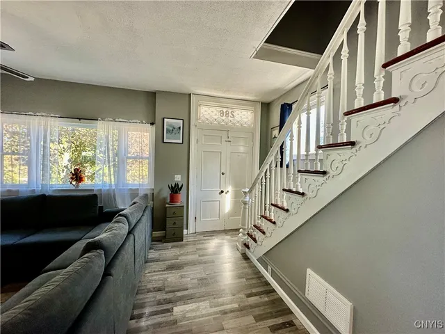 $219,900 | 286 West 7th Street, Oswego, NY 13126