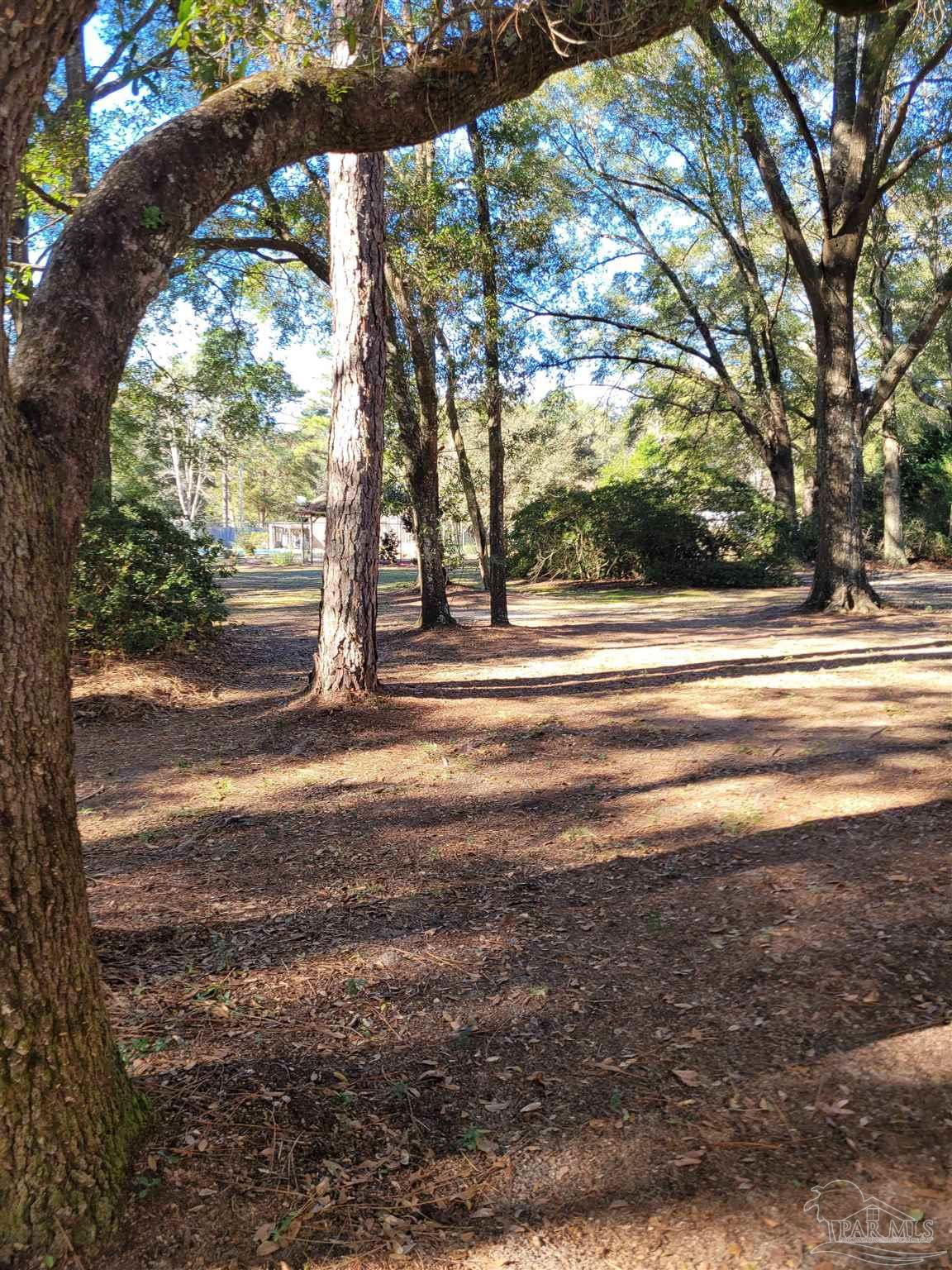 4661 Geiger Road Milton, FL 32583 - Photo 16 of 33 Gallery Image 16