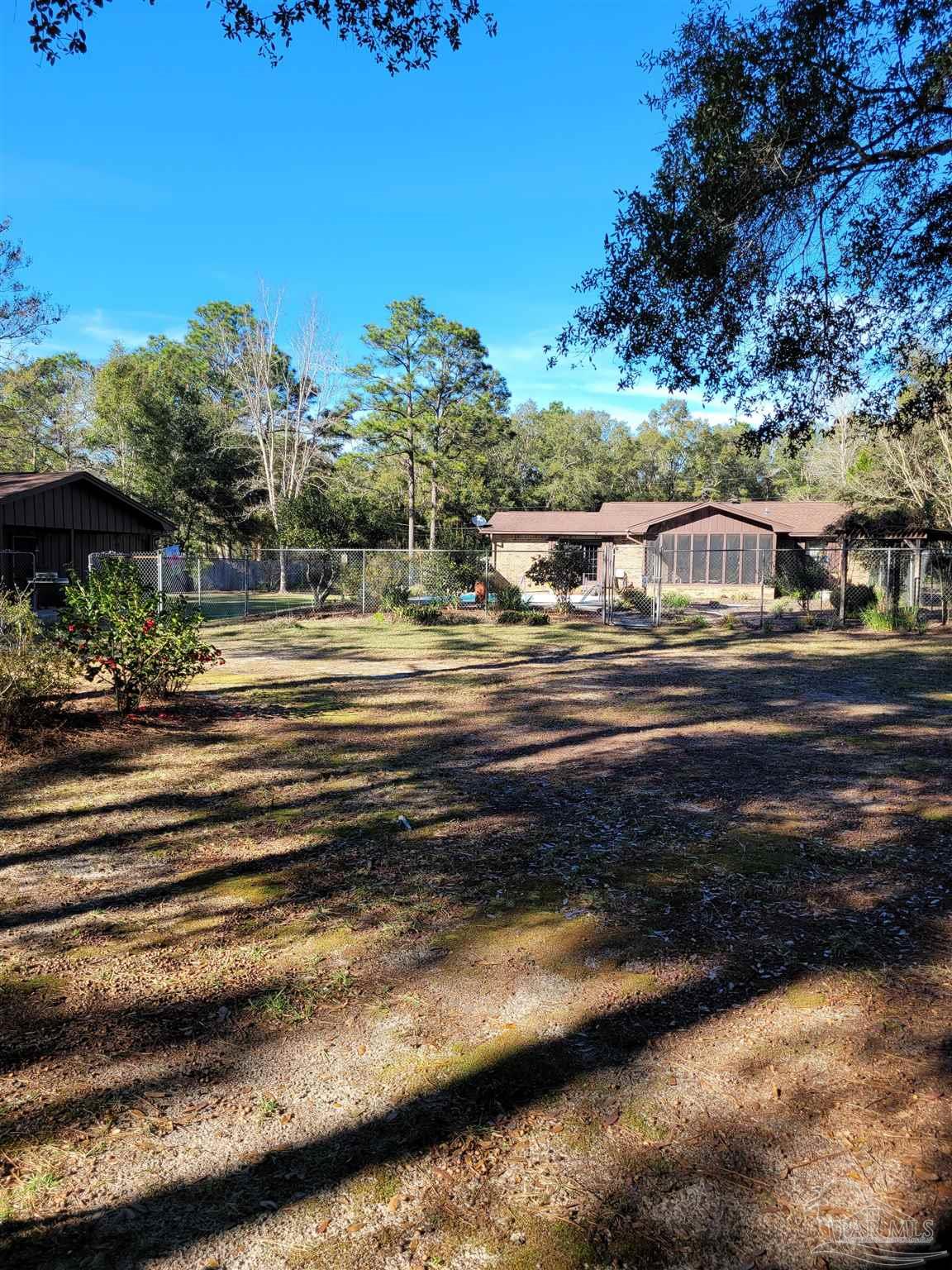 4661 Geiger Road Milton, FL 32583 - Photo 17 of 33 Gallery Image 17