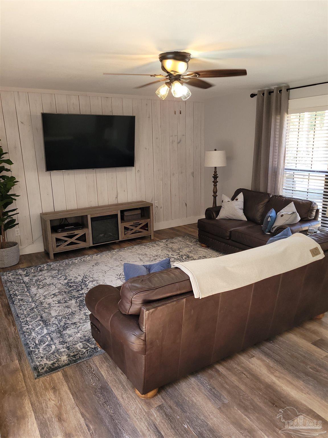 4661 Geiger Road Milton, FL 32583 - Photo 4 of 33 Gallery Image 4