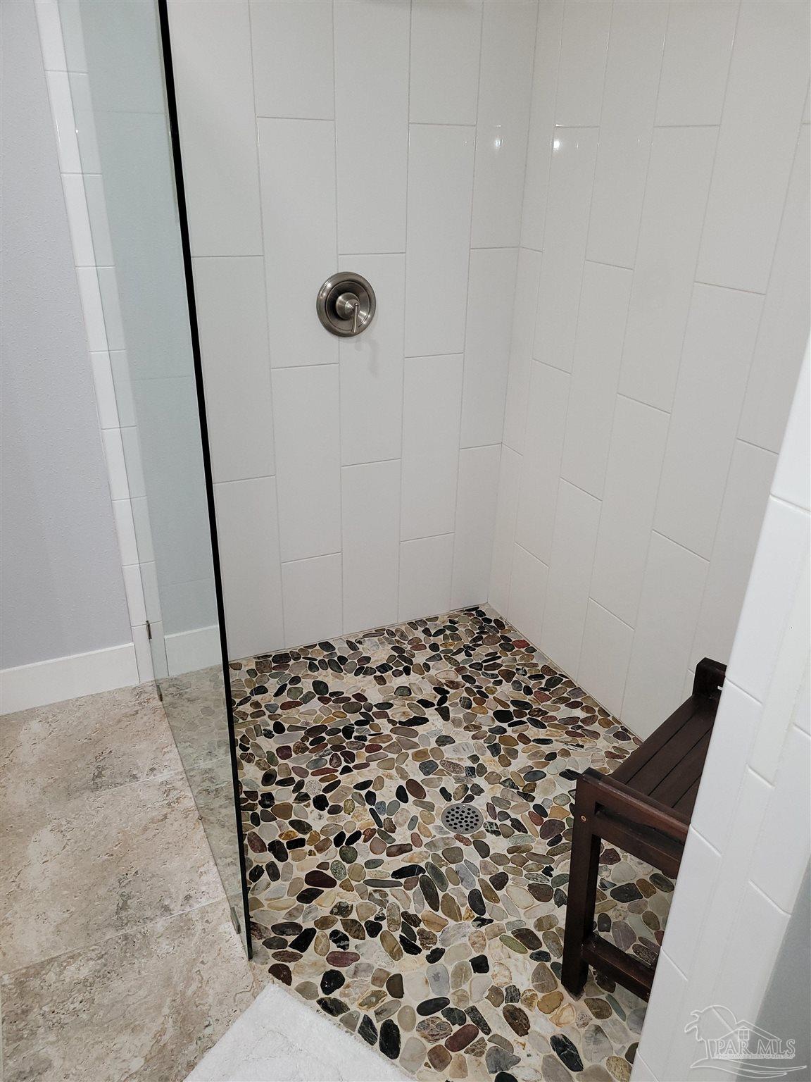 4661 Geiger Road Milton, FL 32583 - Photo 7 of 33 Gallery Image 7