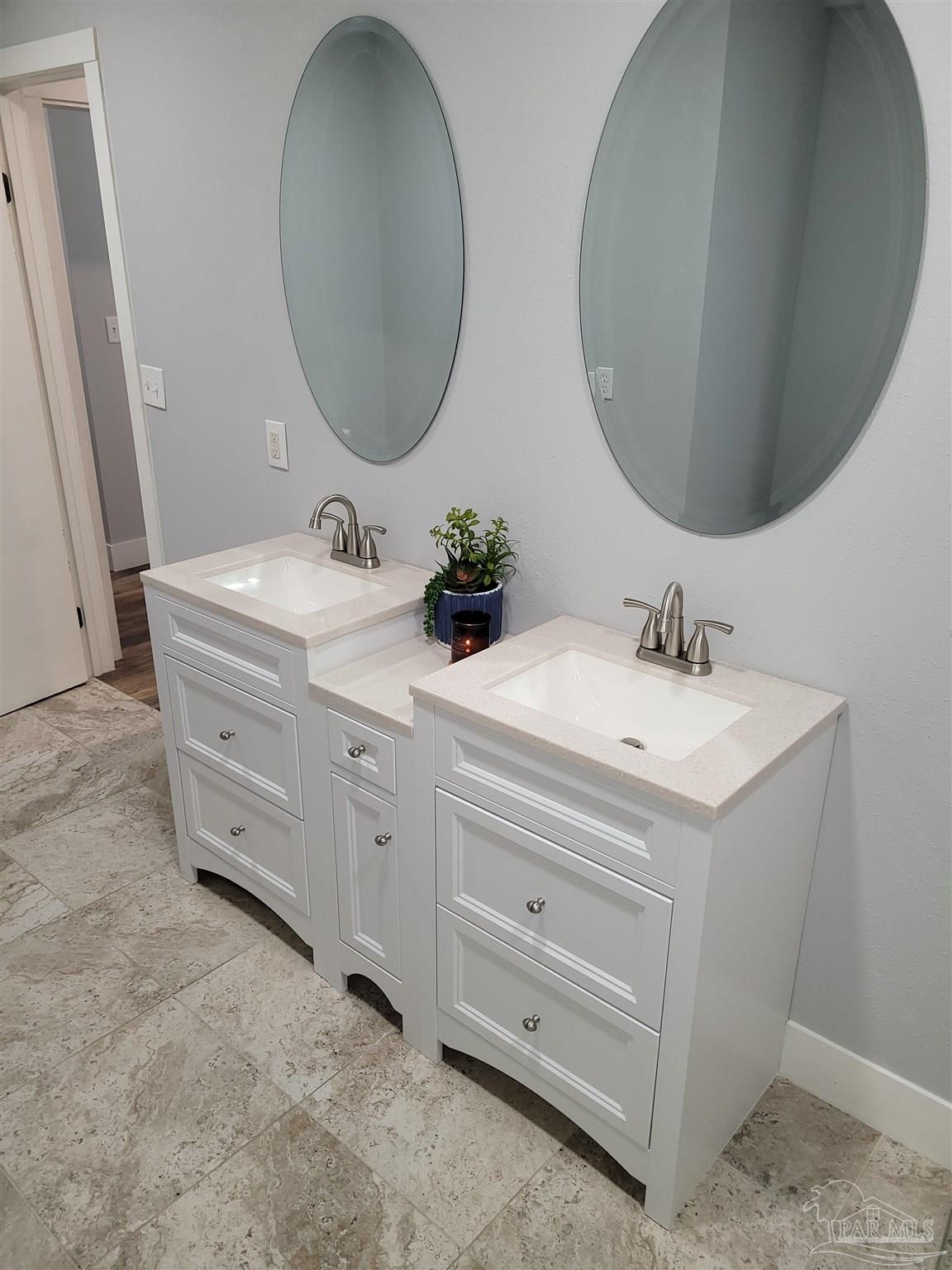 4661 Geiger Road Milton, FL 32583 - Photo 8 of 33 Gallery Image 8