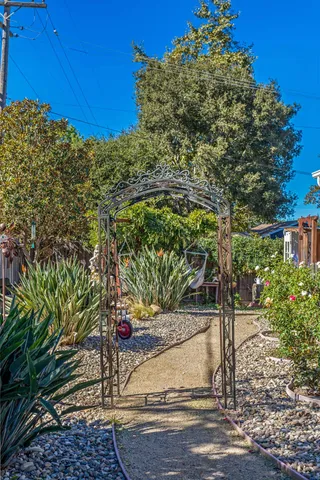 $879,000 | 265 Perkins Street, Los Alamos, CA 93440