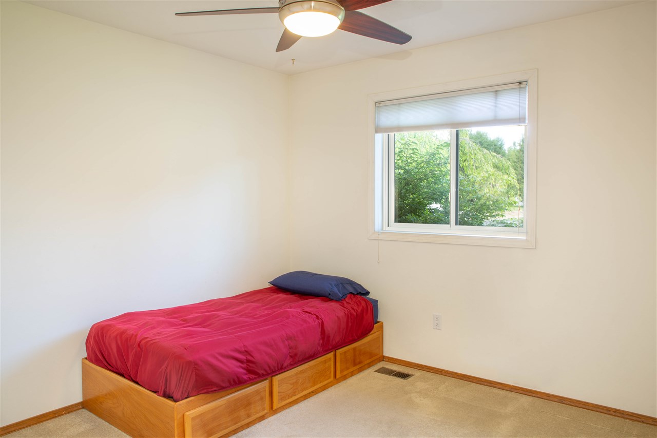 14927 North Lowe Road Mead, WA 99021 - Photo 10 of 20