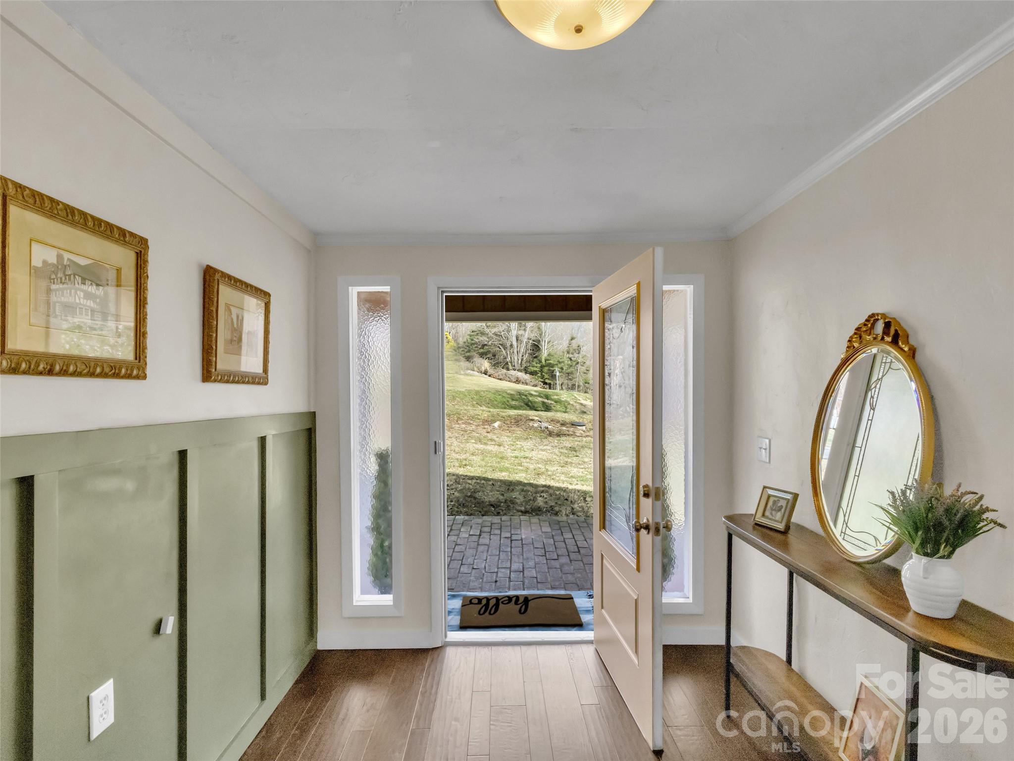 43 Melton Road Candler, NC 28715 - Photo 6 of 44 a view of a interior of the house