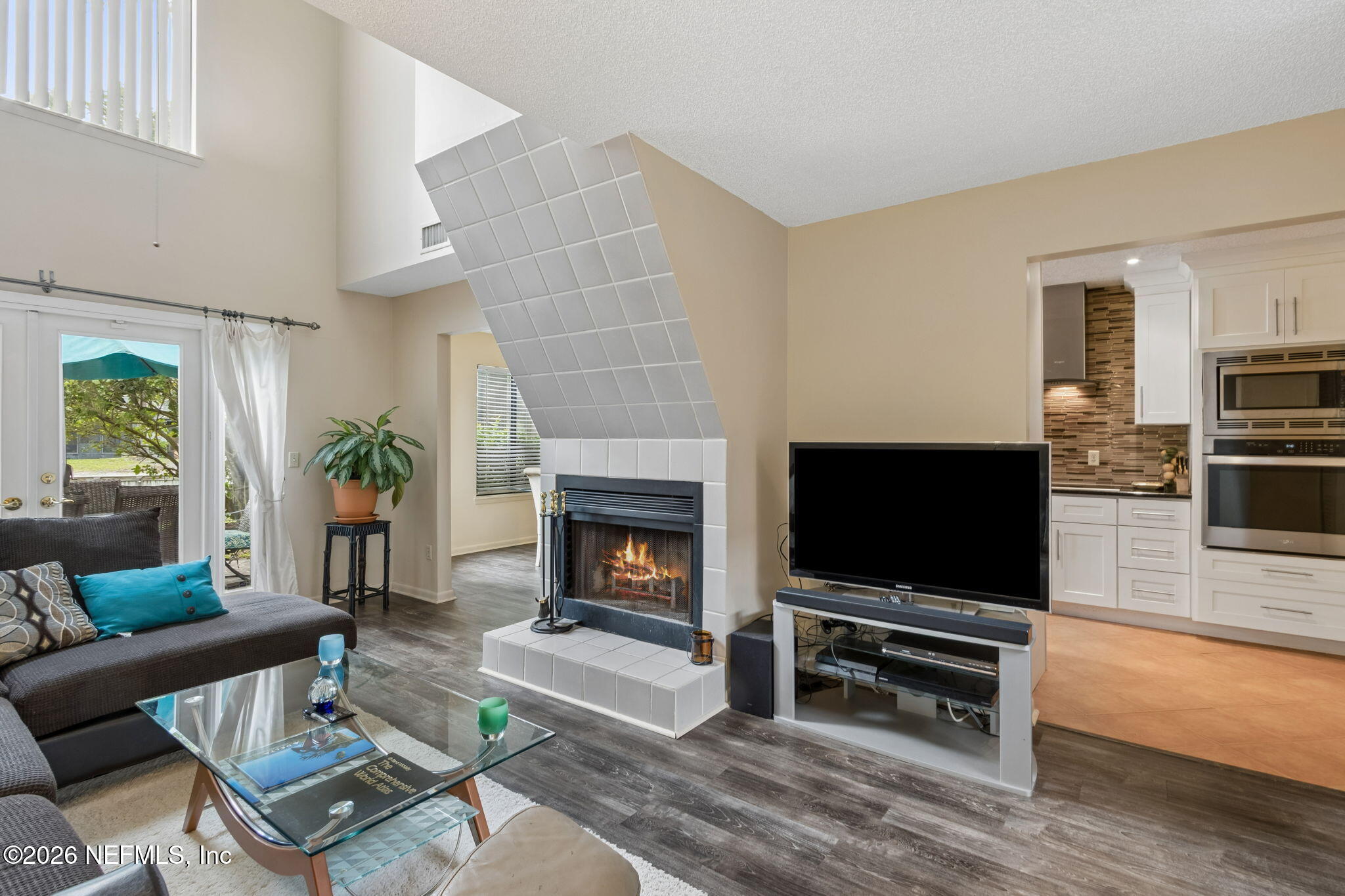 9360 Craven Road, Unit 304 Jacksonville, FL 32257 - Photo 10 of 46 18-web-or-mls-9360 Craven Dr-18