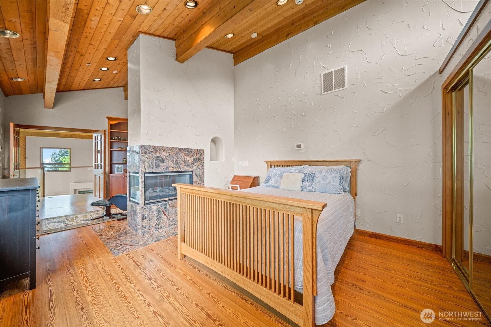 813 Varsity Road Kalama, WA 98625 - Photo 24 of 40 a view of a balcony with wooden floor
