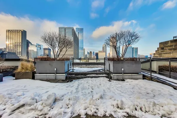 $3,100 | 310 South Michigan Avenue, Unit 1907, Chicago, IL 60604