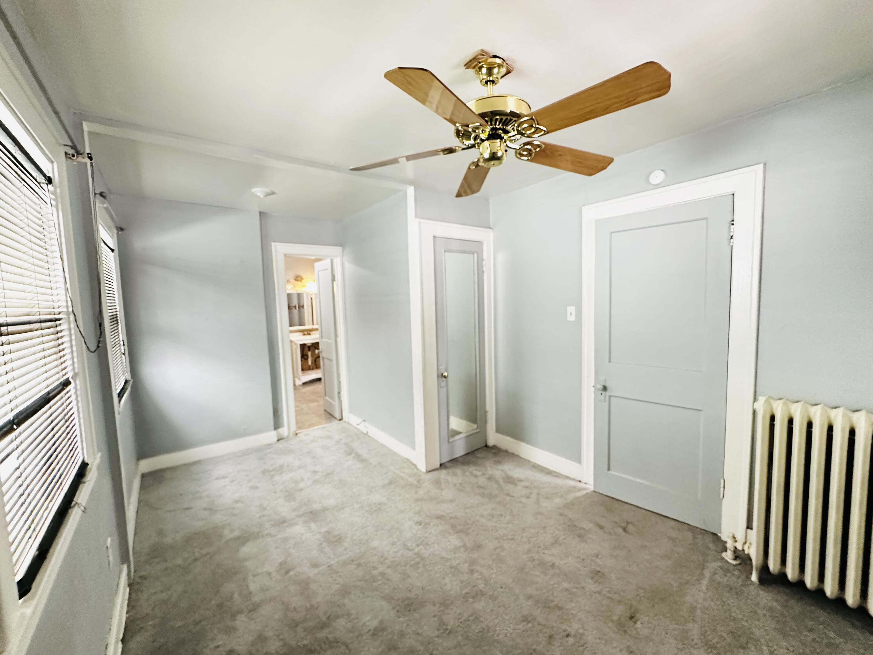 4090 North 7th Street Milwaukee, WI 53209 - Photo 13 of 20 Mater Bedroom to bathroom