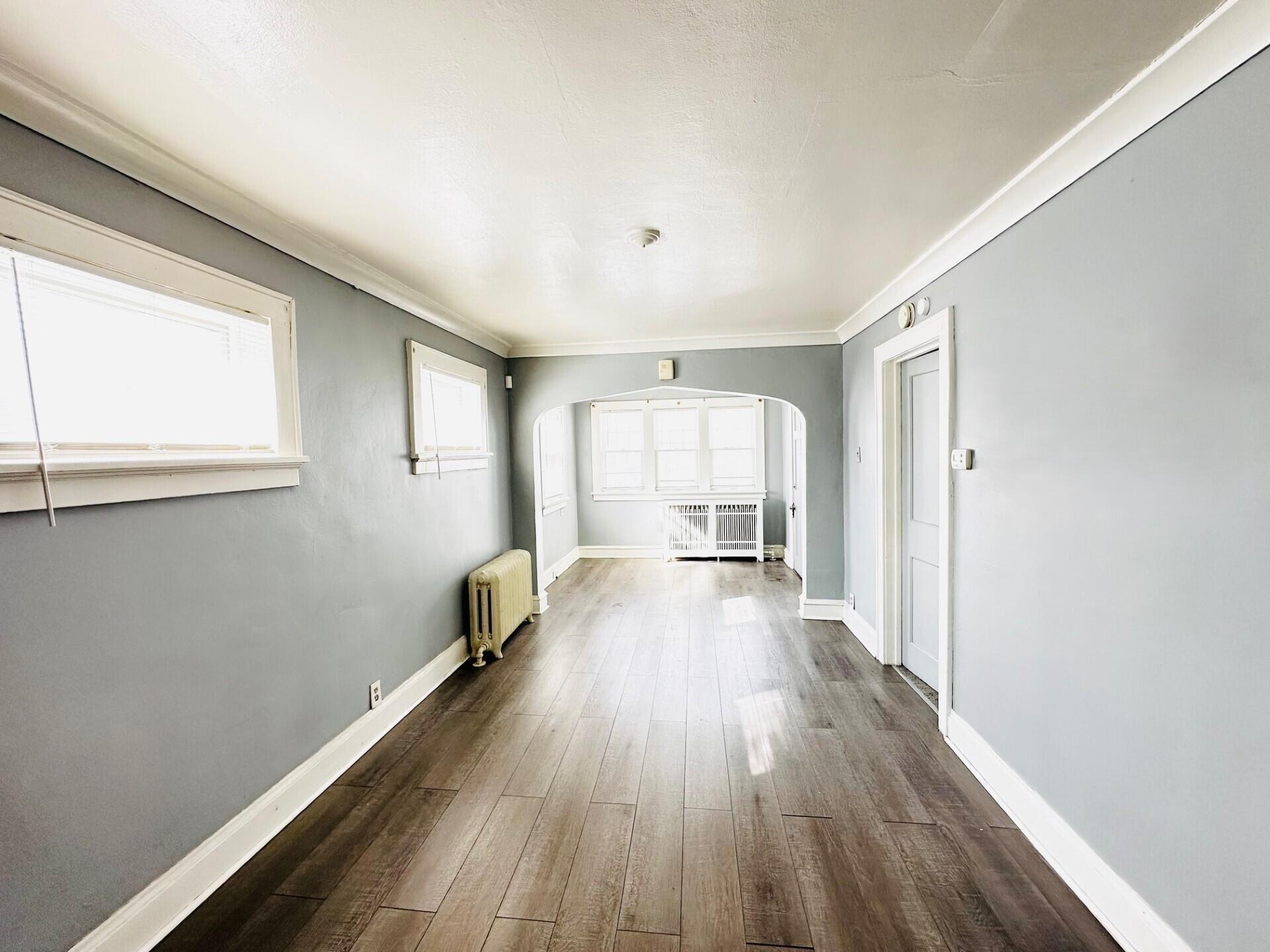 4090 North 7th Street Milwaukee, WI 53209 - Photo 6 of 20 Living room to foyer
