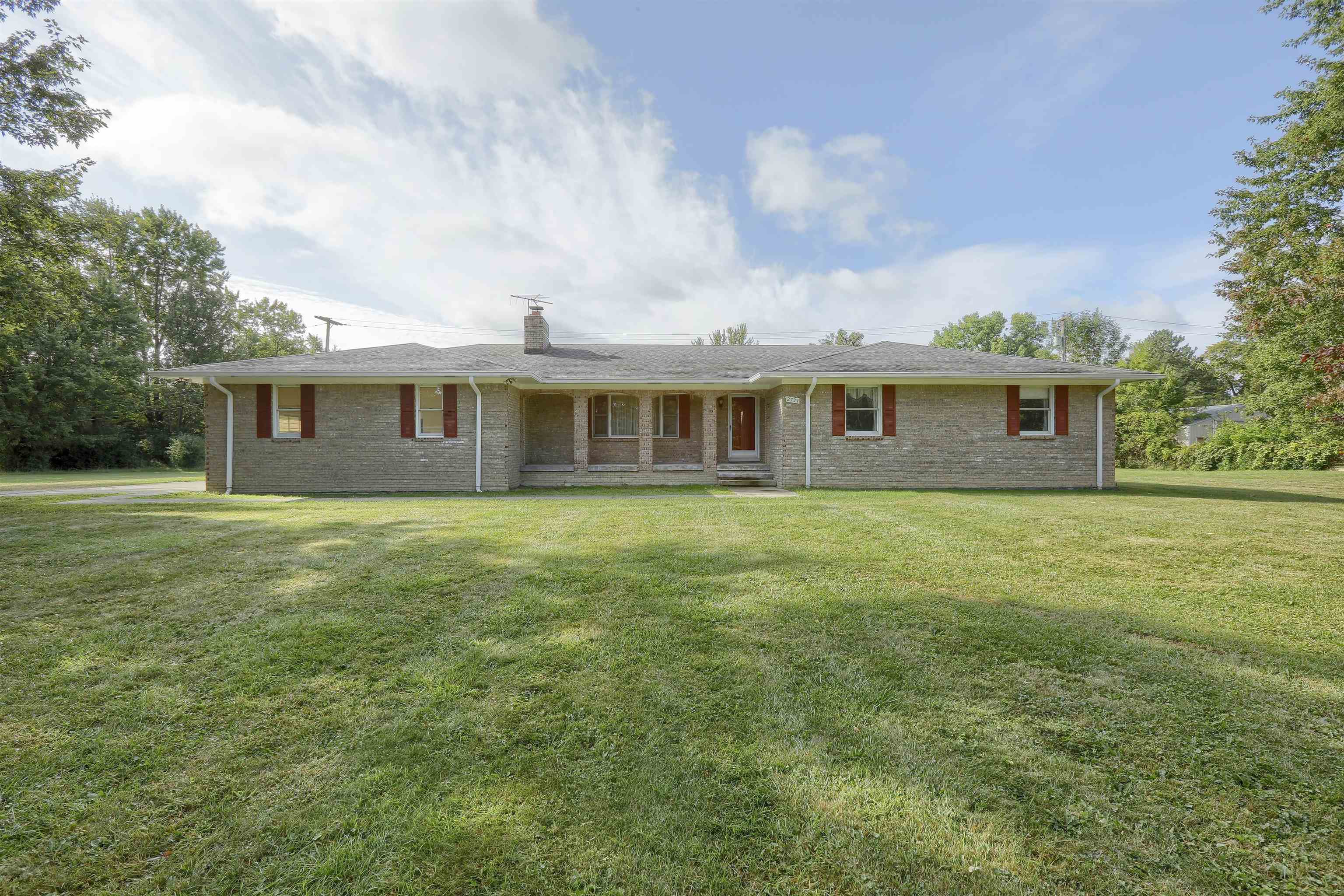 2734 East Wattles Road Troy, MI 48083 - Photo 2 of 44