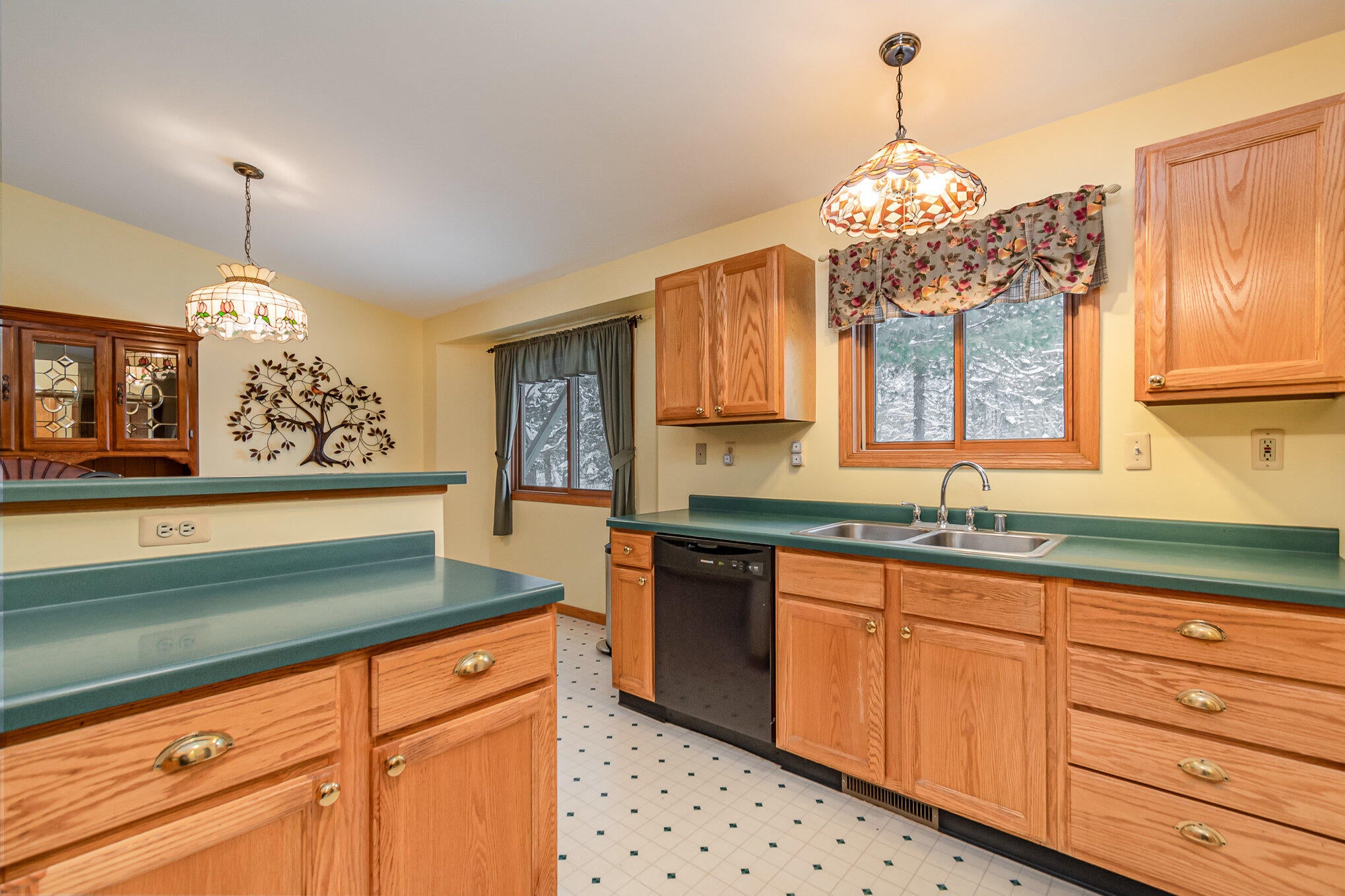 1202 Eagle Point Road Grayling, MI 49738 - Photo 5 of 27 Gallery Image 5
