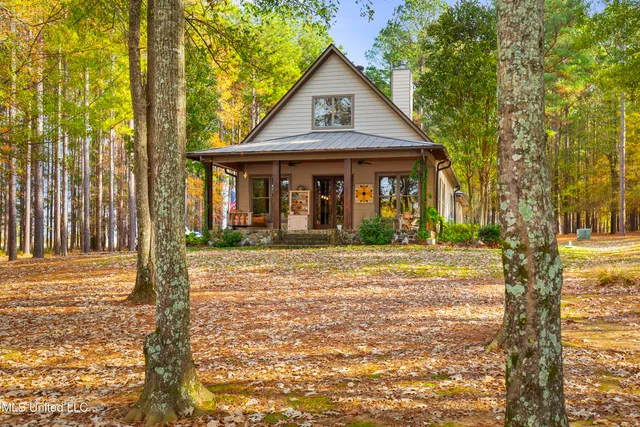 $725,000 | 101 Lakeshore Cove, Madison, MS 39110