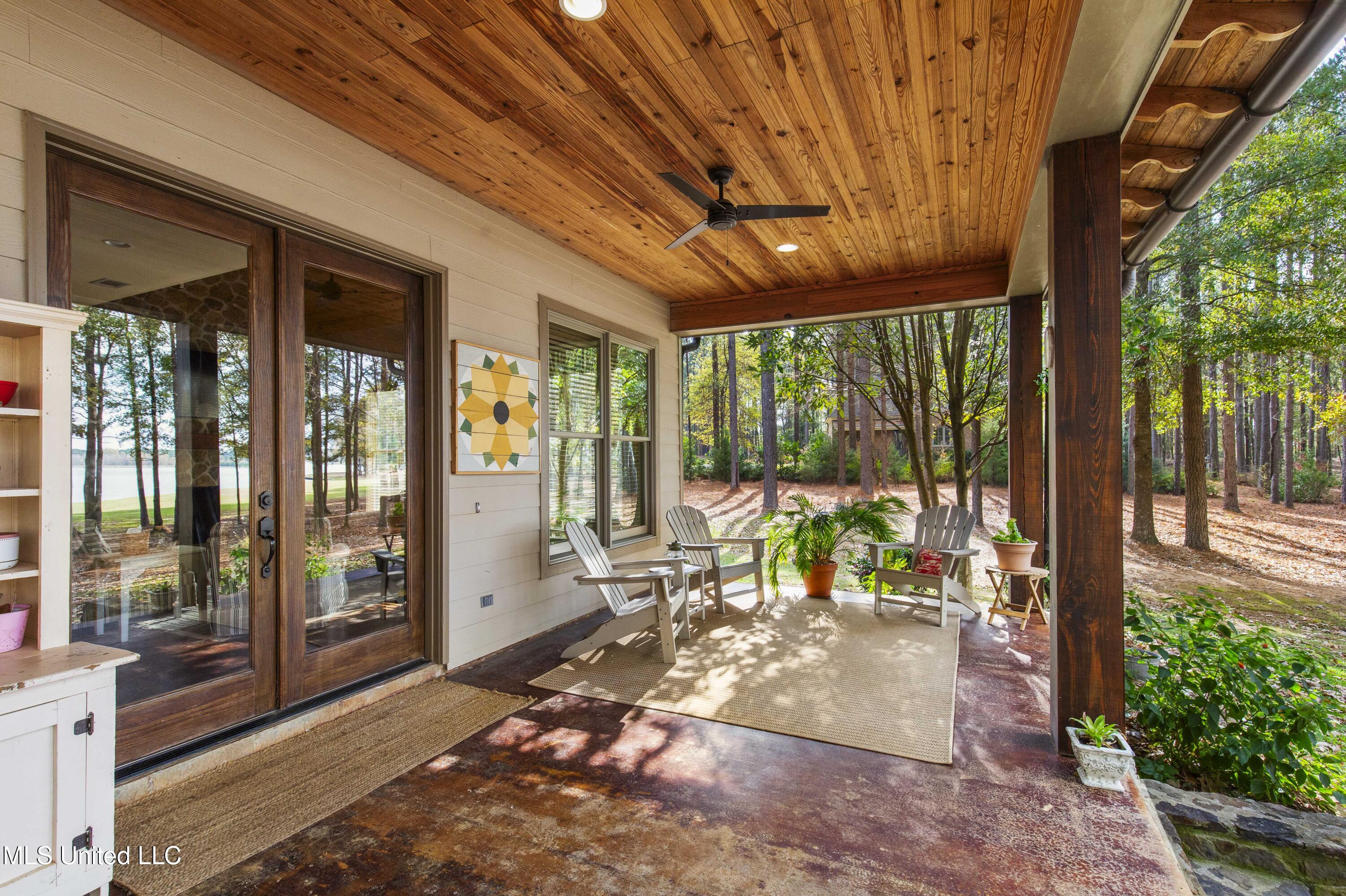 101 Lakeshore Cove Madison, MS 39110 - Photo 28 of 79 101 Lake Shore-29